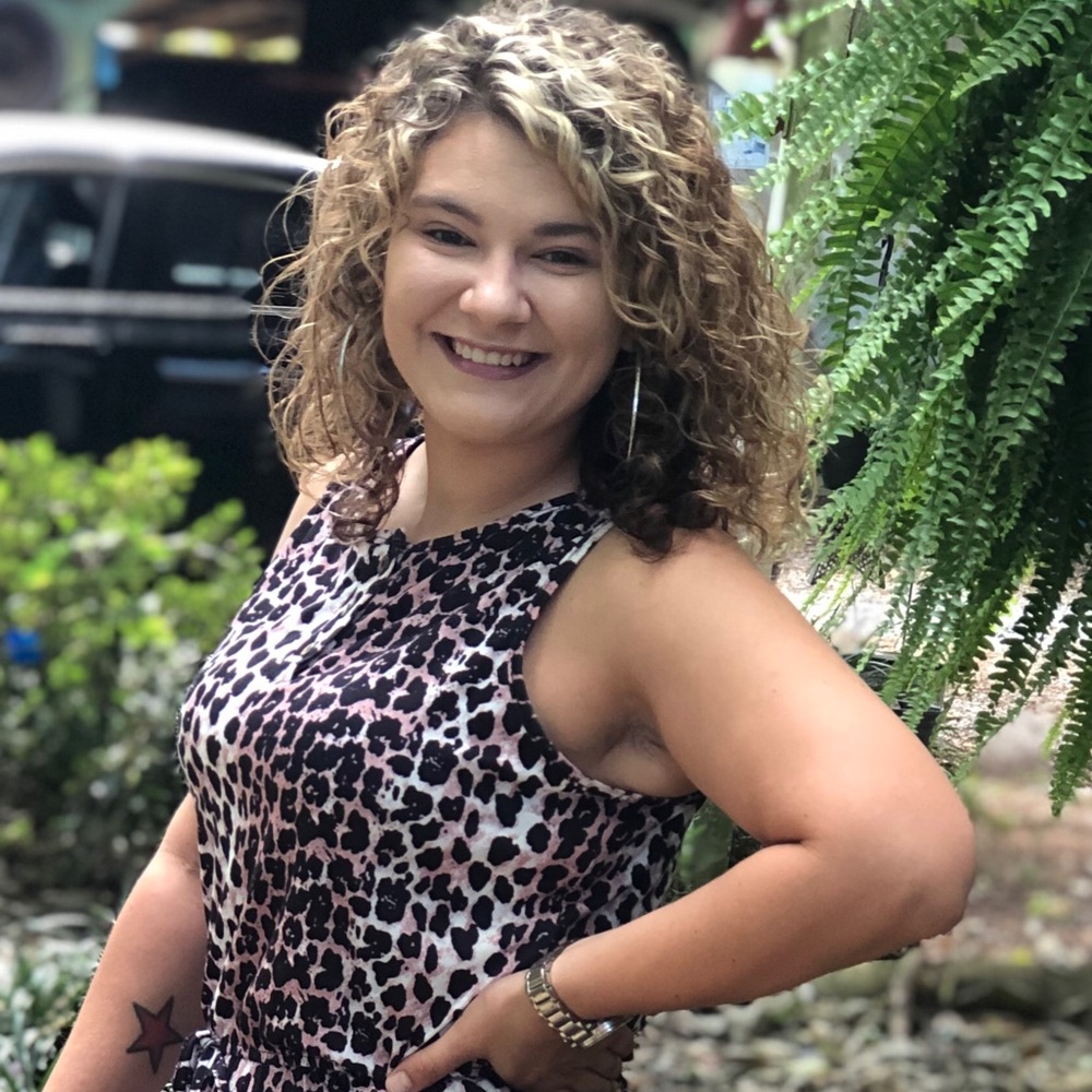 Meet your Posher, Whitney